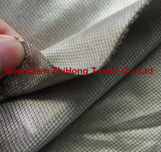 Non-Toxic Electromagnetic-shielding silver-plated diamond lattice fabric